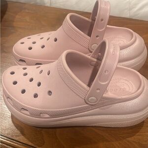 Women’s Croc Platform Sandals